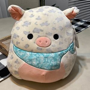 NWT Rosie squishmallow